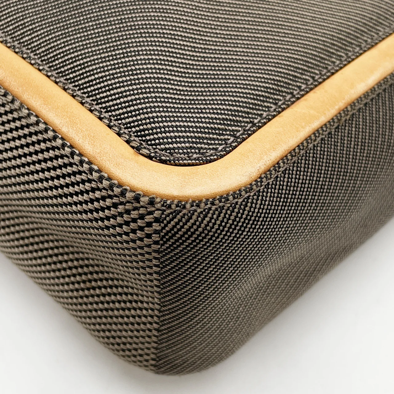 LV DAMIER JEANT CITADIN view 6