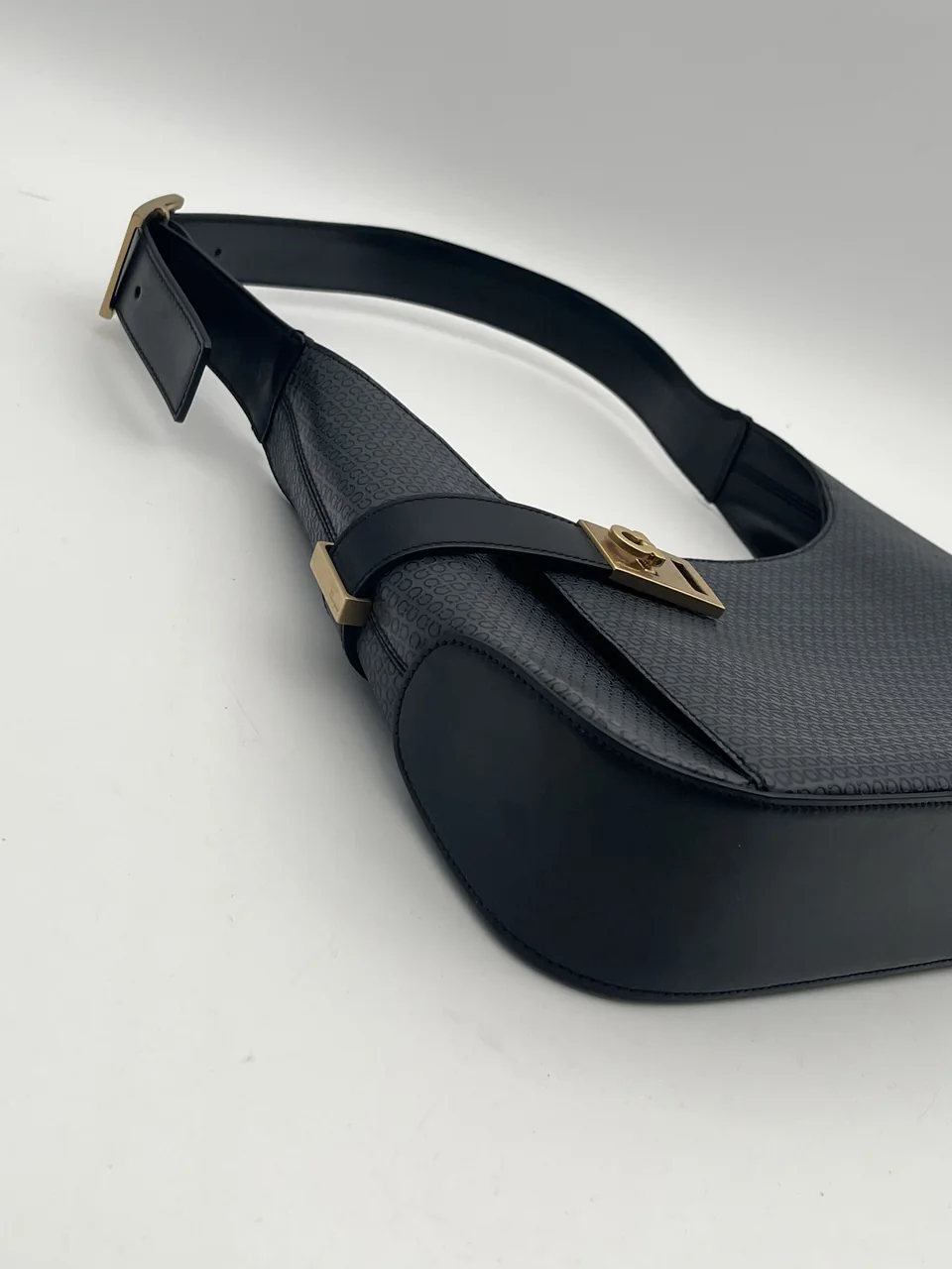 SALVATORE FERRAGAMO SHOULDER BAG view 5