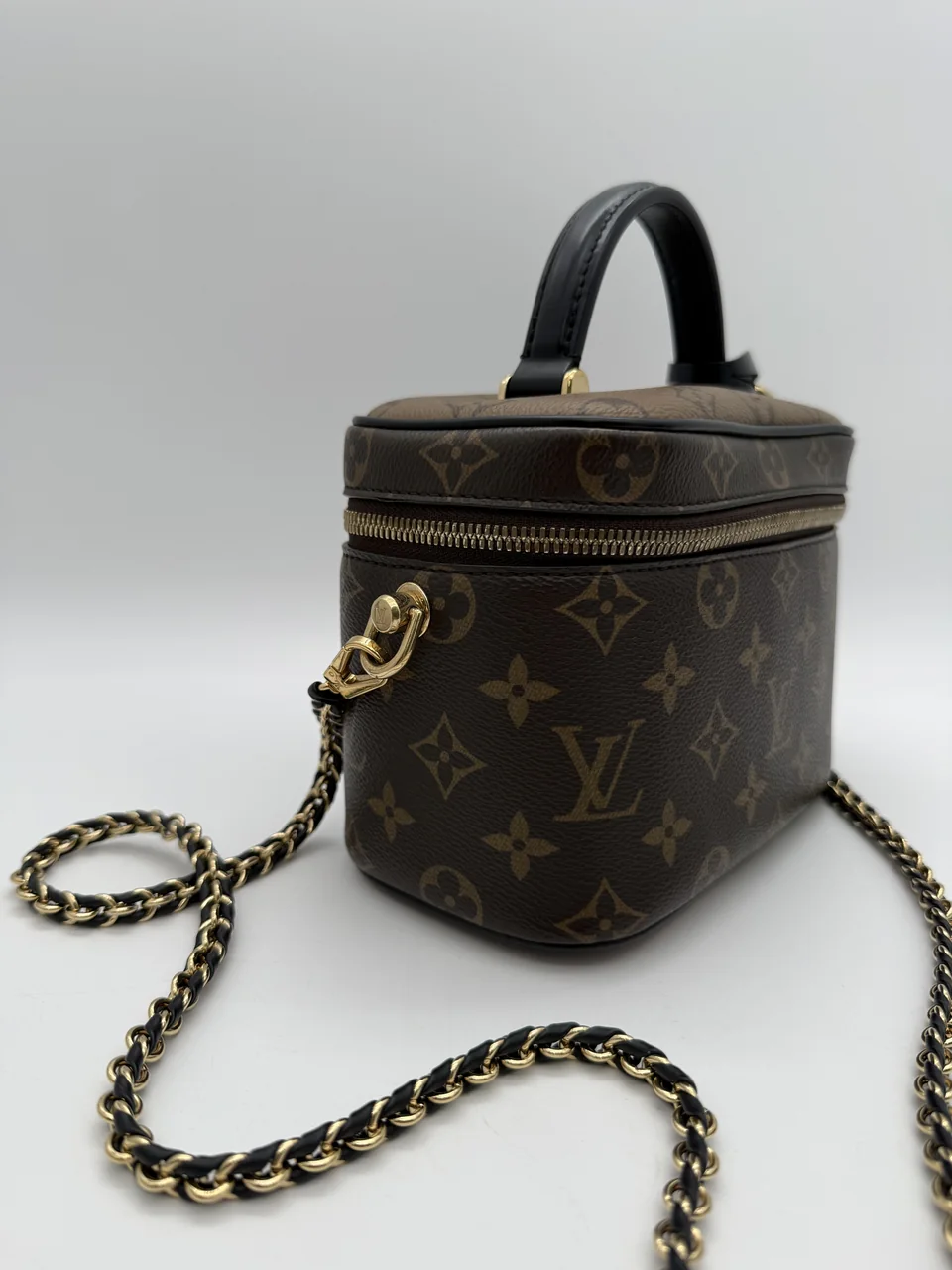 LV MONOGRAM VANITY NV PM (MICROCHIPPED) view 7