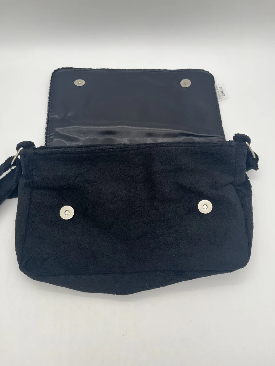 CHANEL SHOULDER BAG view 5