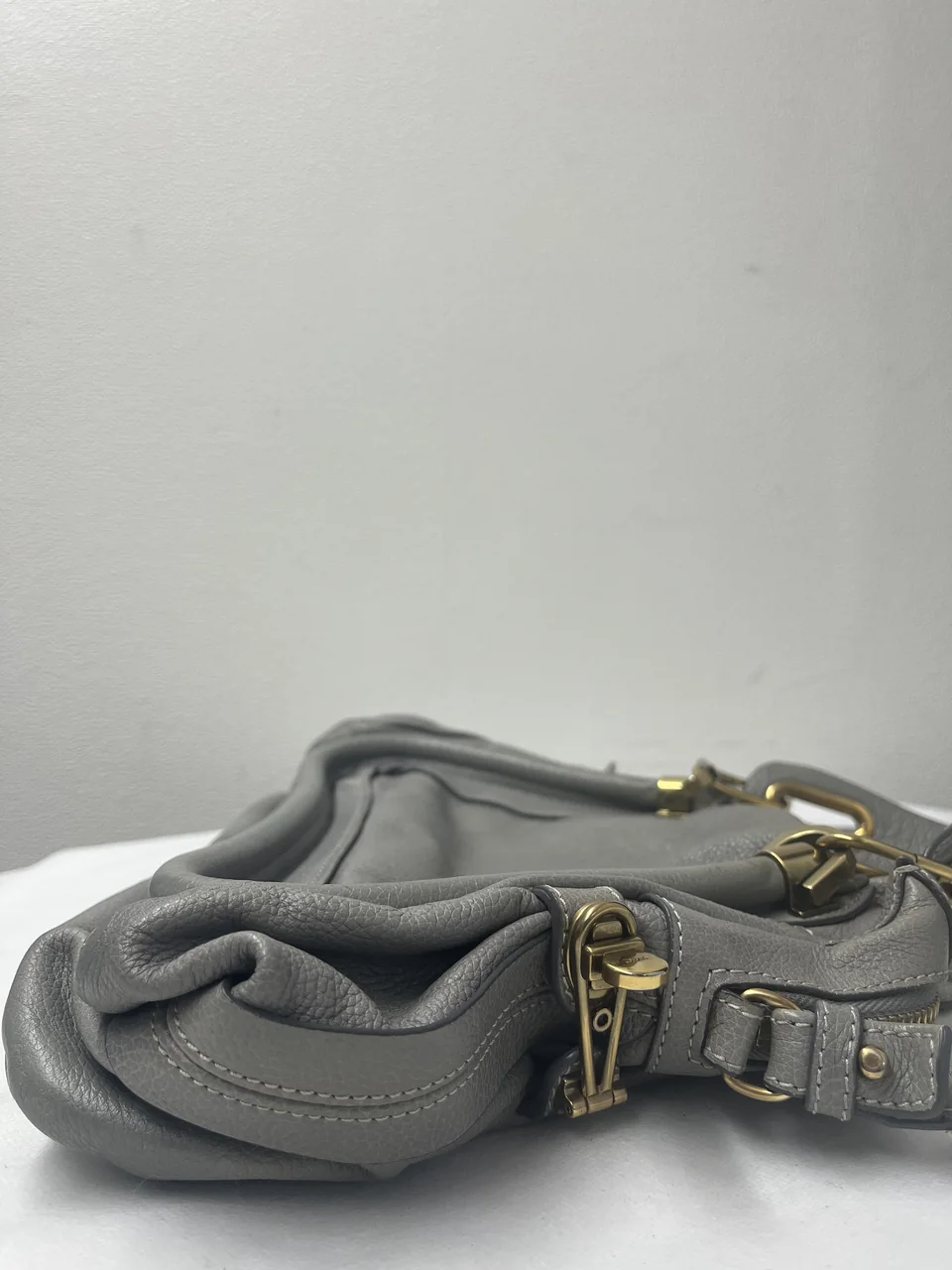 CHLOE PARATY TWO-WAY BAG (LIGHT GRAY) view 3
