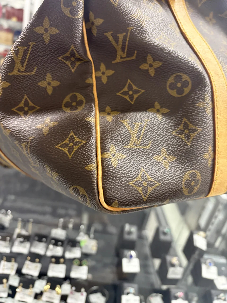 LV KEEPALL BANDOULIERE 50 photo 10