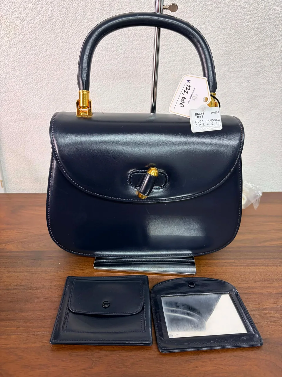 GUCCI HANDBAG (BLACK) view 3