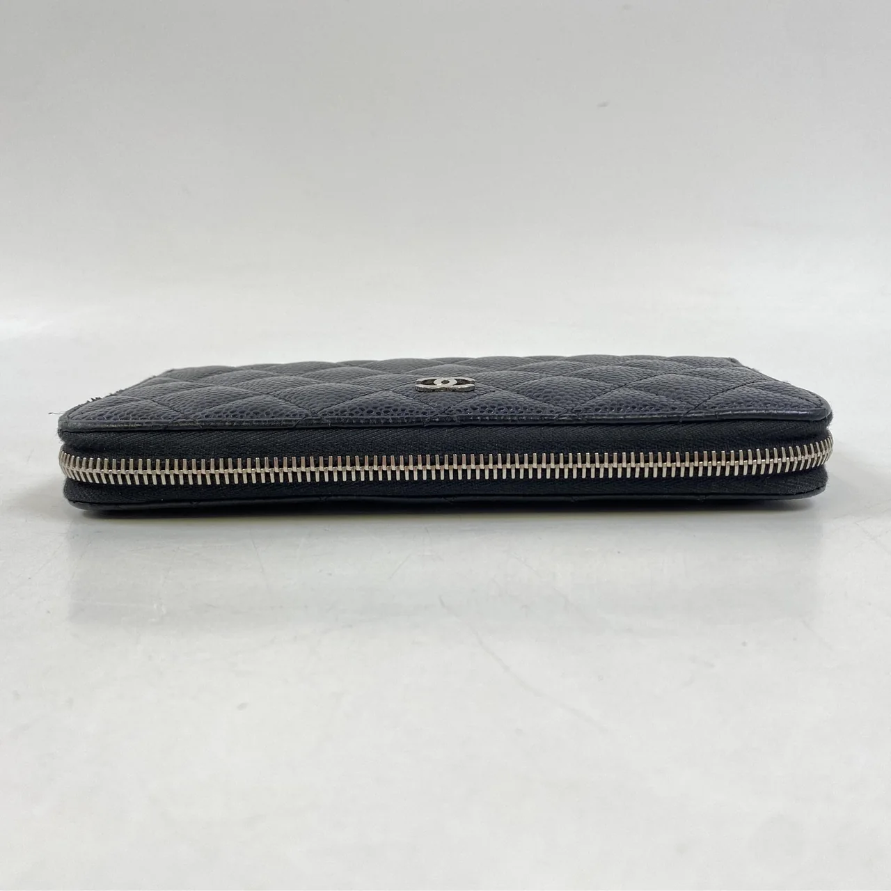 CHANEL CAVIAR MATELASSE LONG WALLET (22 SERIAL CODE) view 3