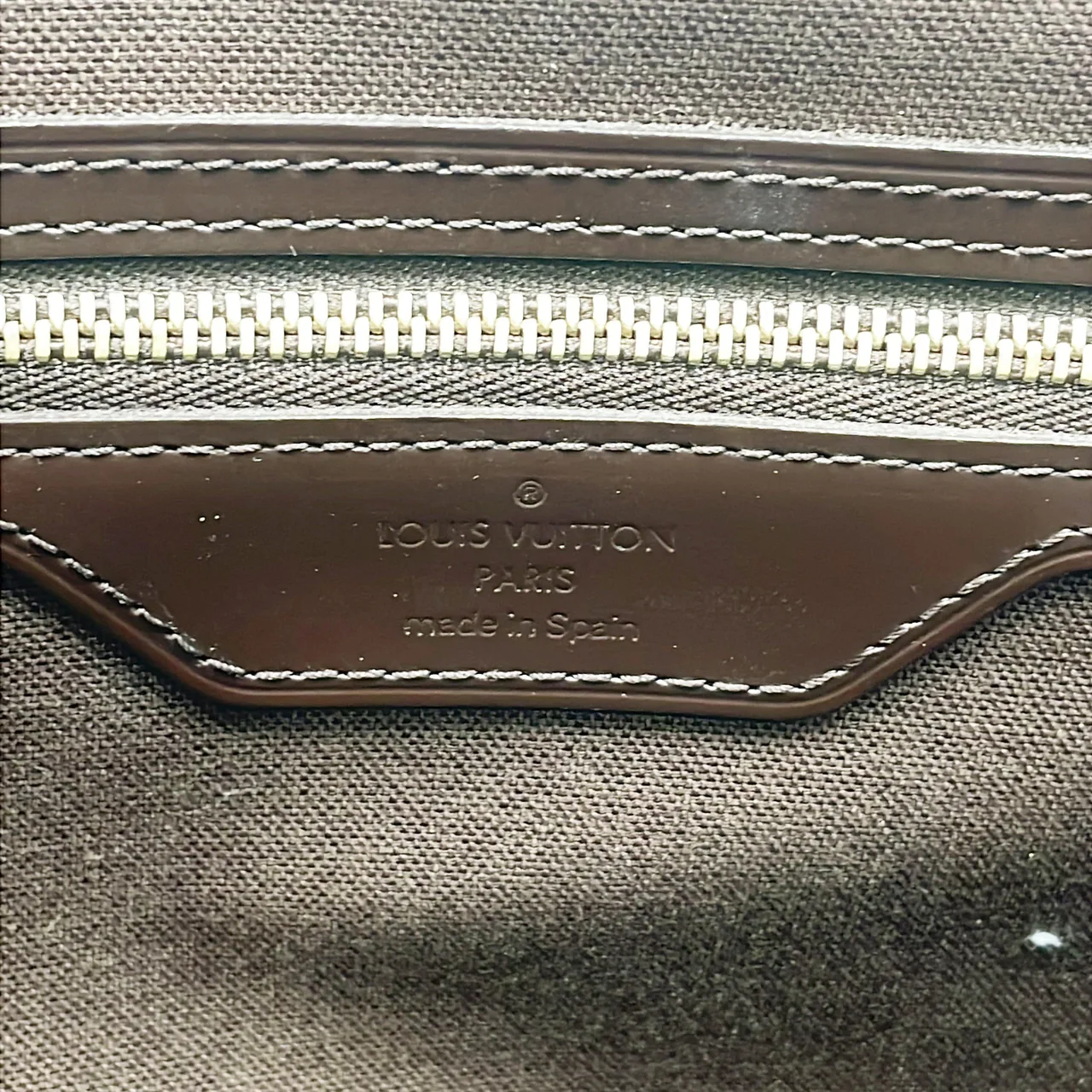LV DAMIER BASTILLE view 2