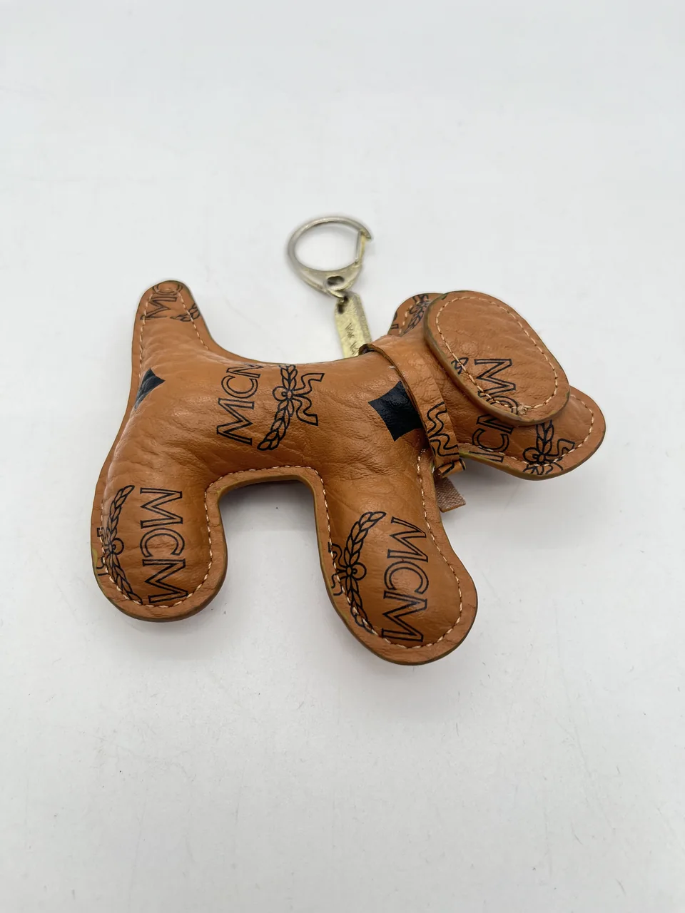 MCM CHARM hover