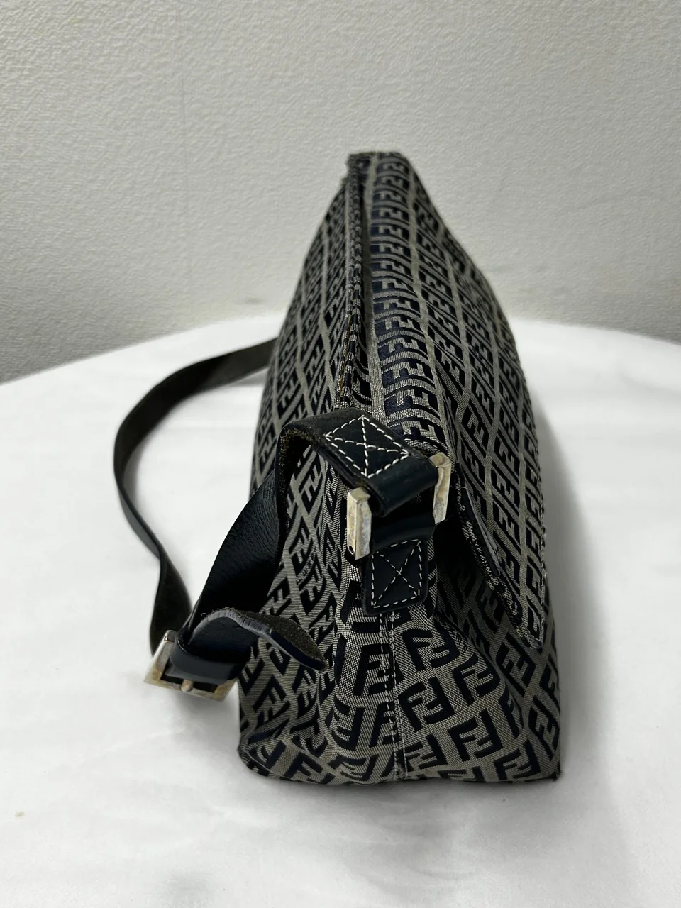FENDI ZUCCHINO SHOULDER BAG hover