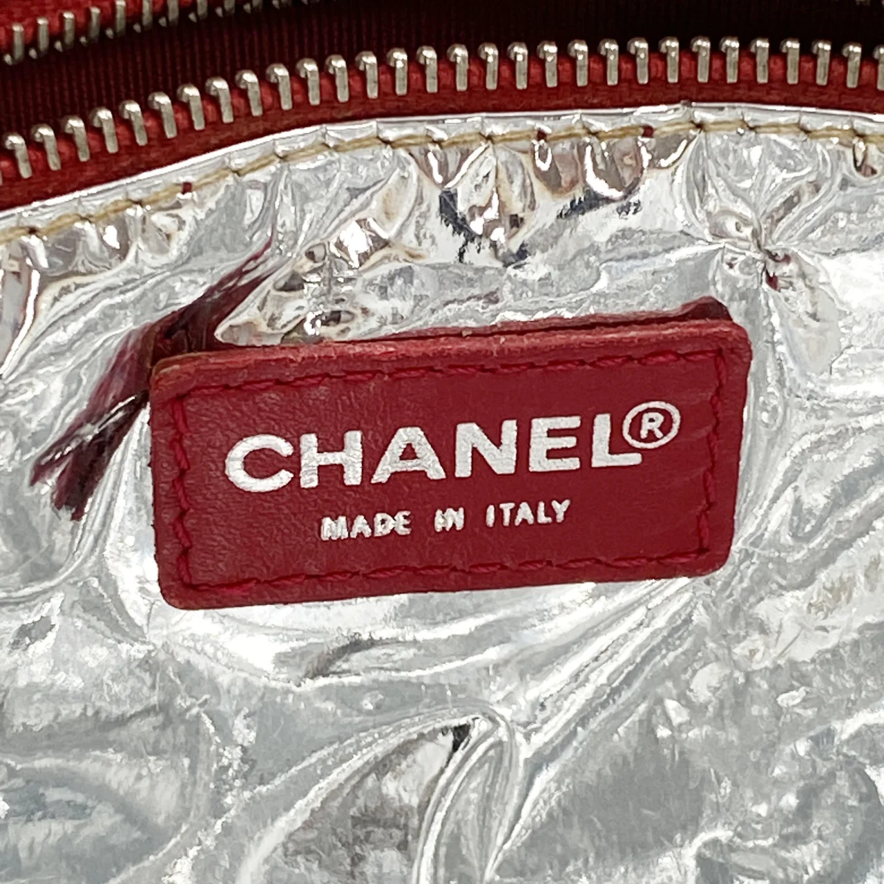 CHANEL NO.5 CHAIN TOTE BAG view 12