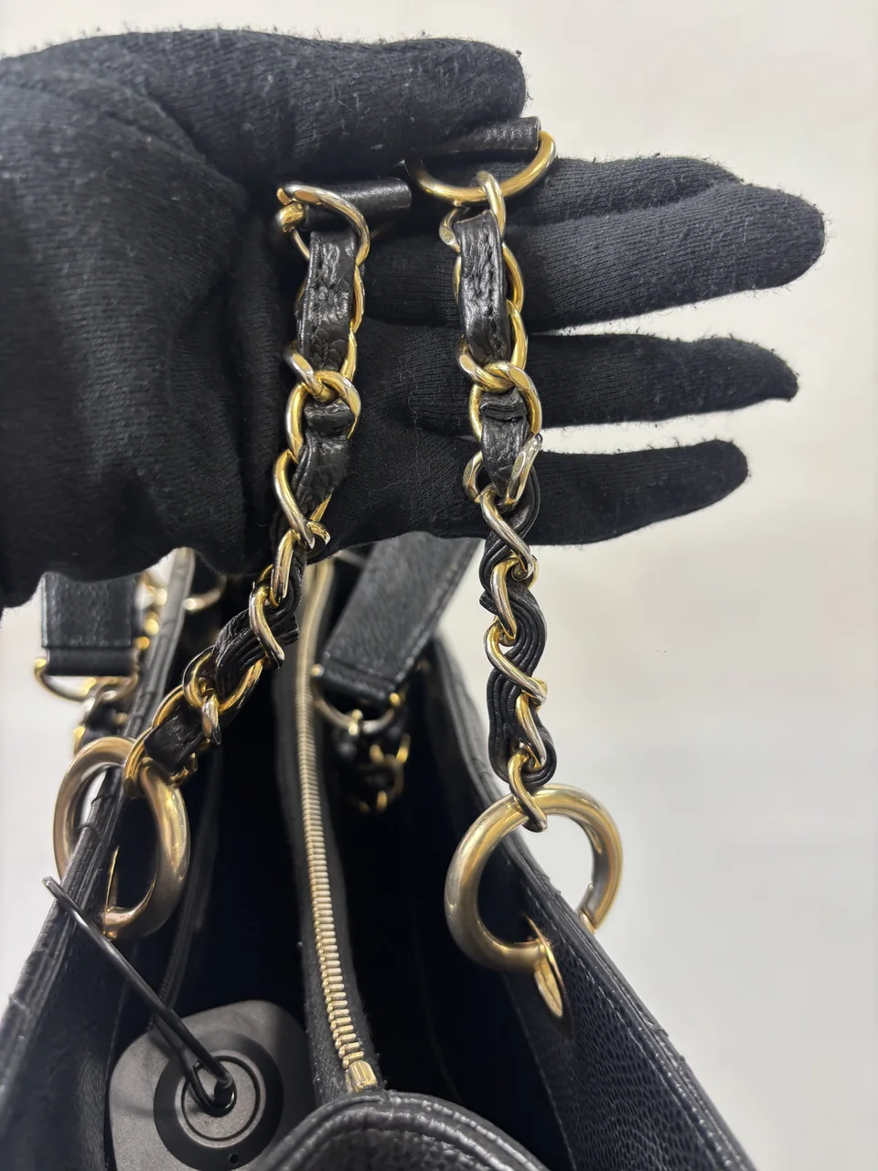 CHANEL CAVIAR GST view 5