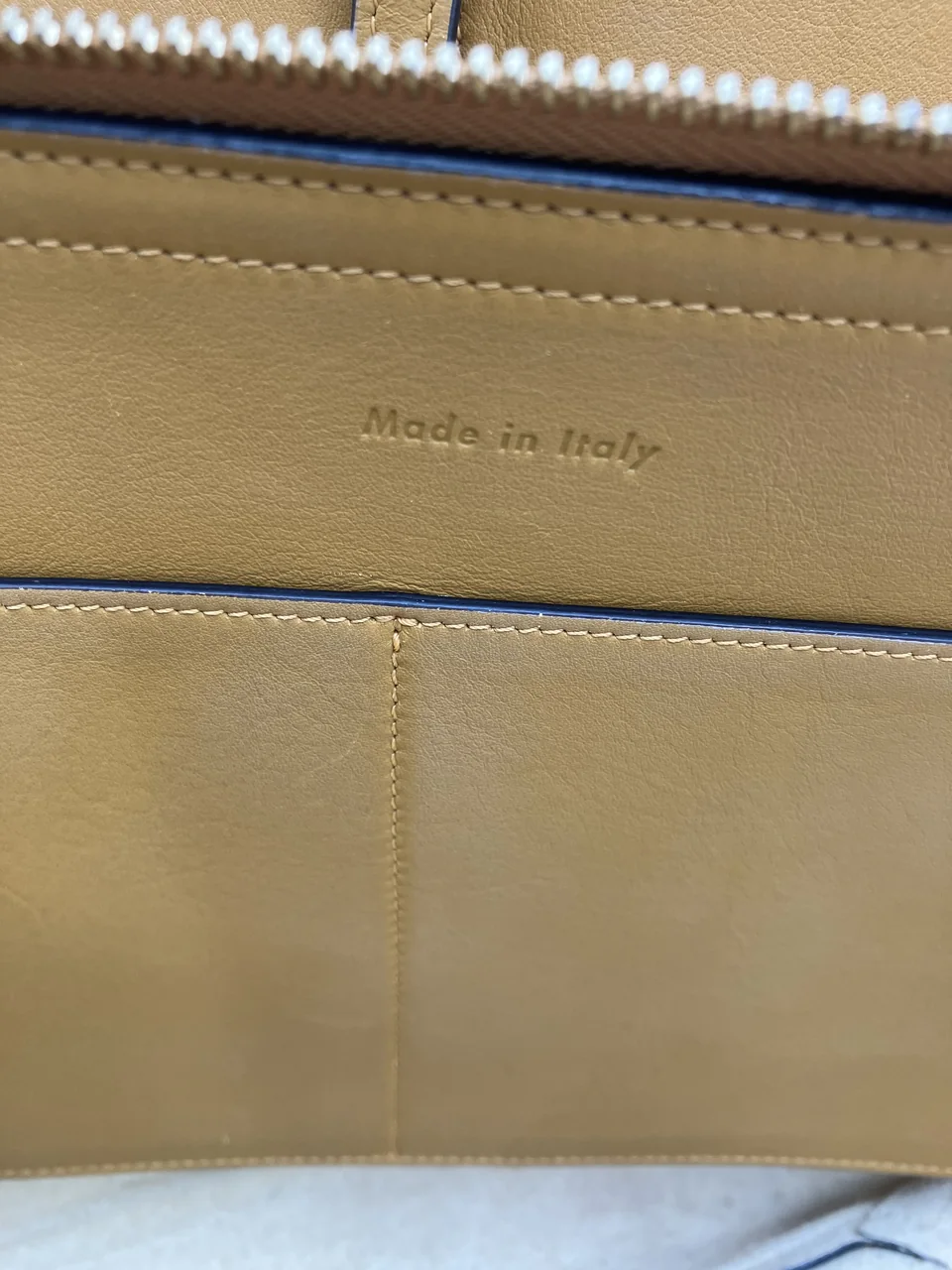 CELINE TOTE BAG view 4