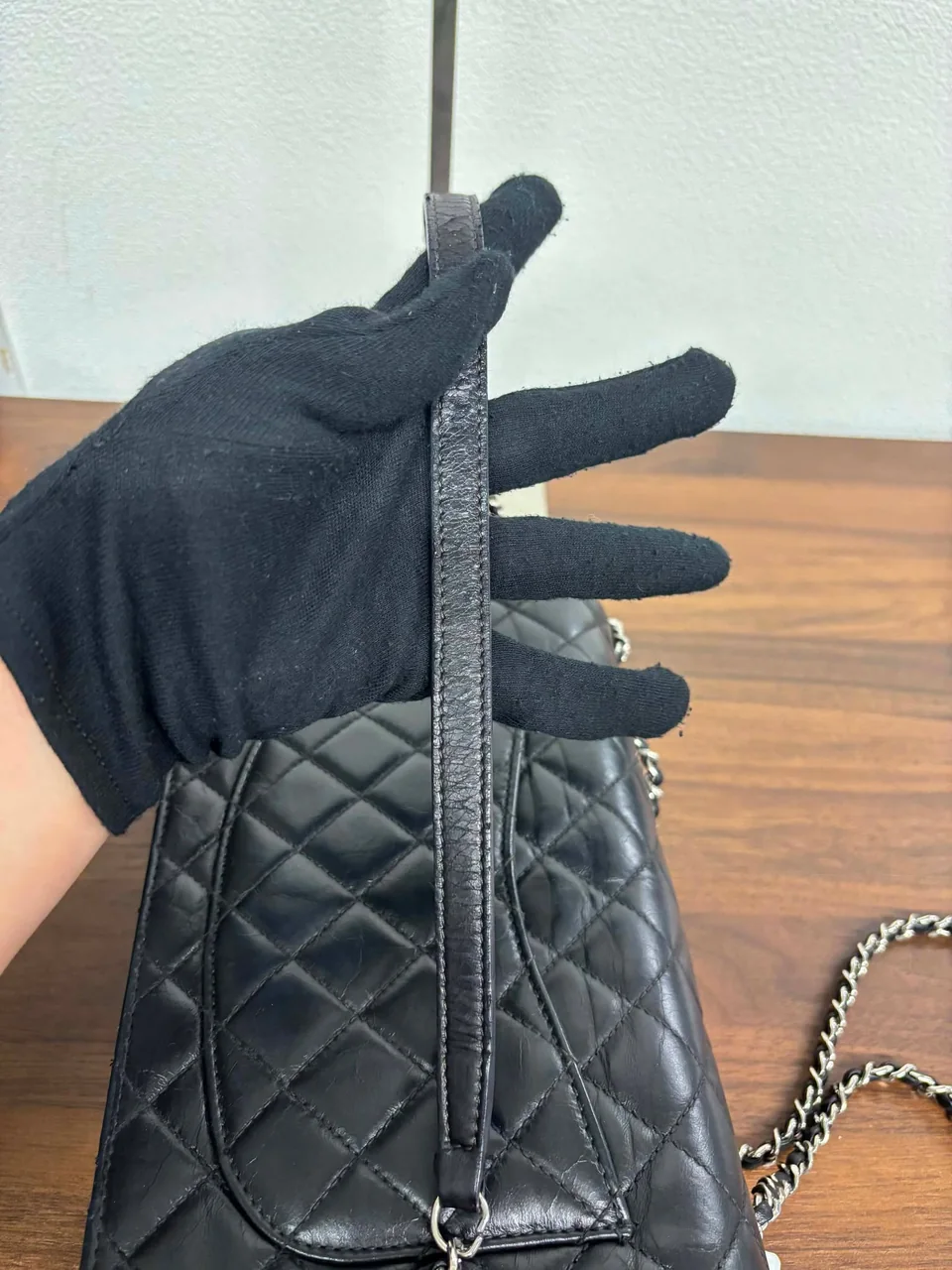 CHANEL SHOULDER BAG (16 SERIAL CODE) view 3