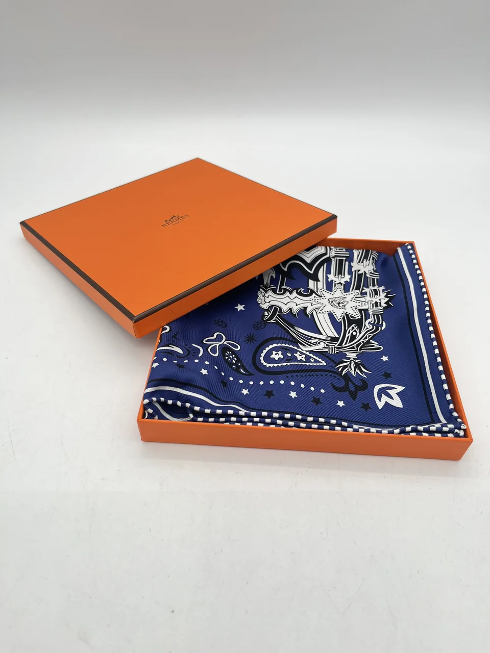 HERMES PETIT SCARF