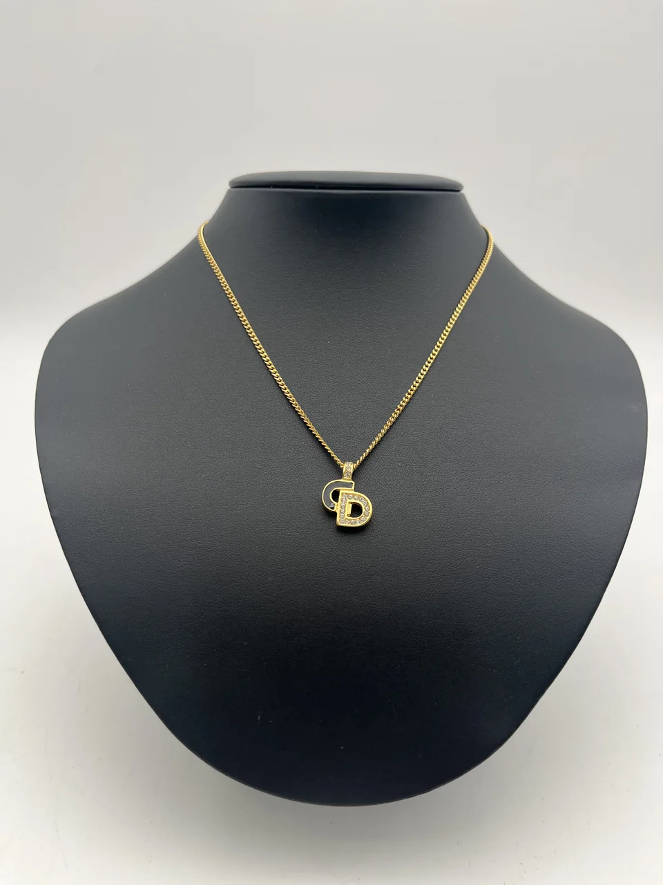 DIOR NECKLACE