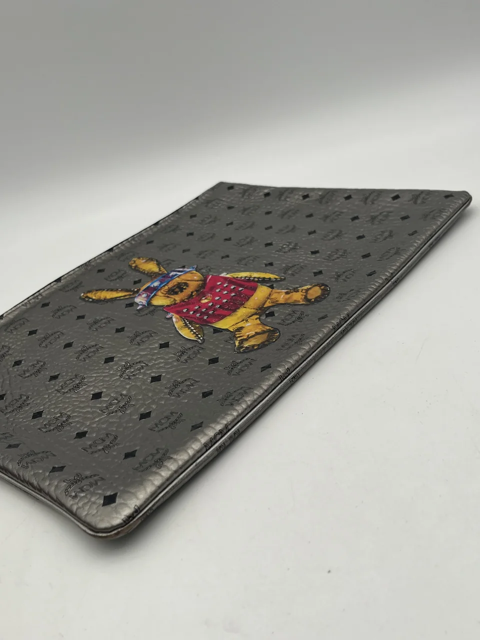 MCM VICETOS BUNNY CLUTCH view 5