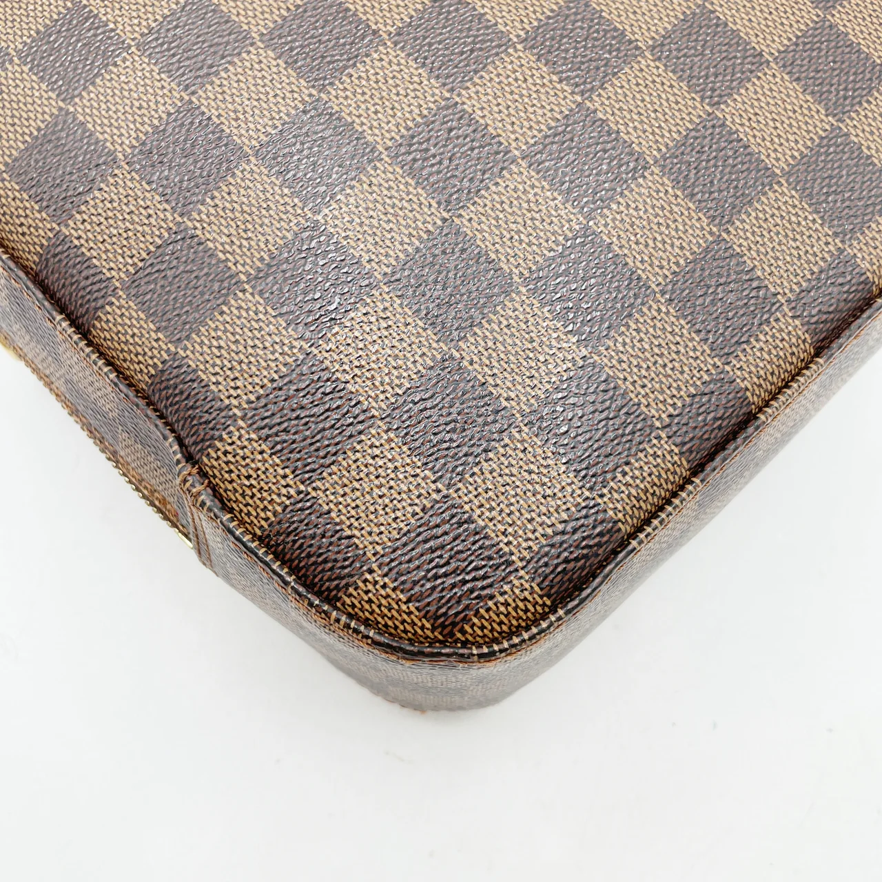 LV DAMIER SPONTINI view 4