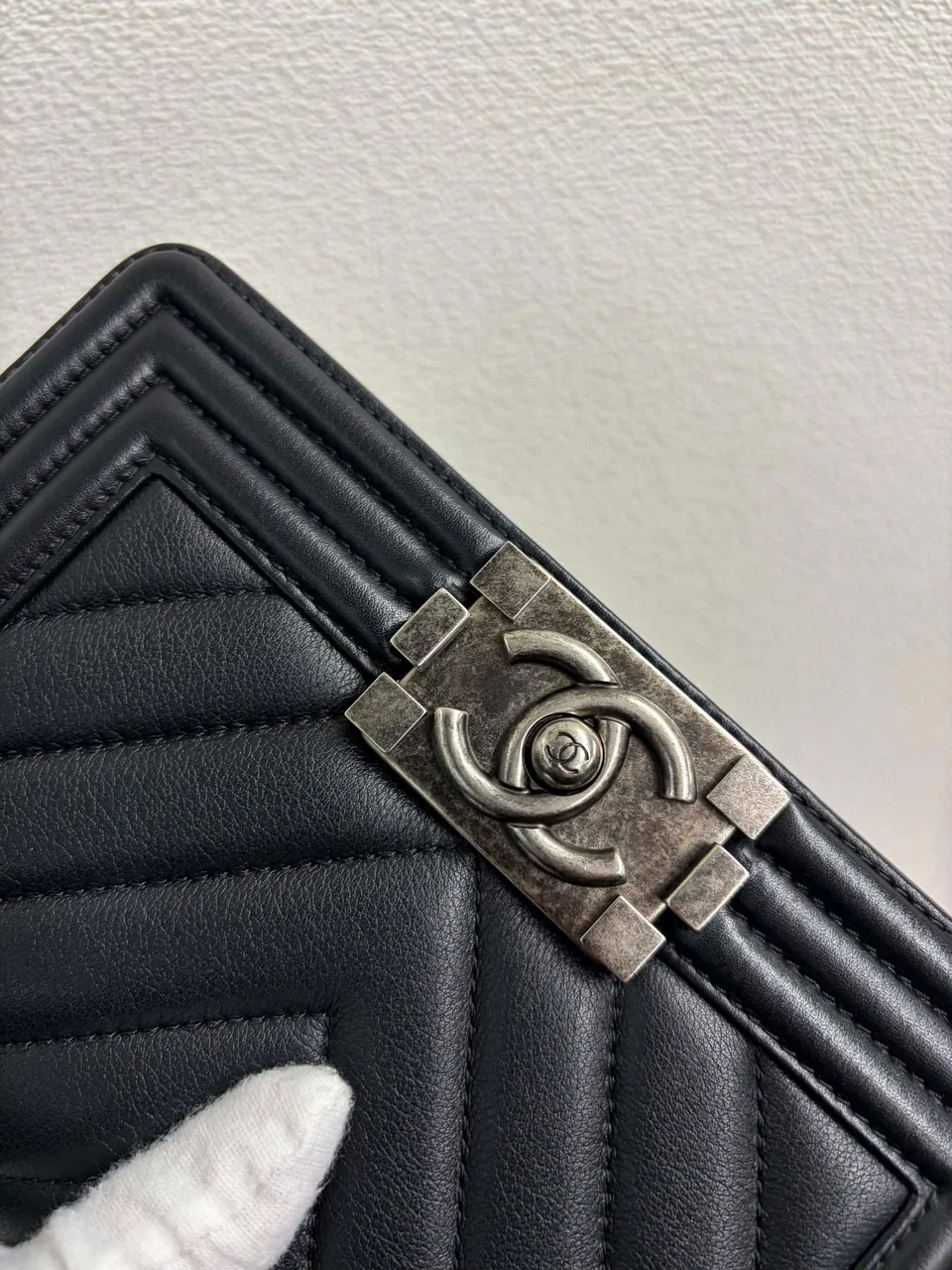 CHANEL LAMB SKIN LE BOY (26 SERIAL CODE) view 8