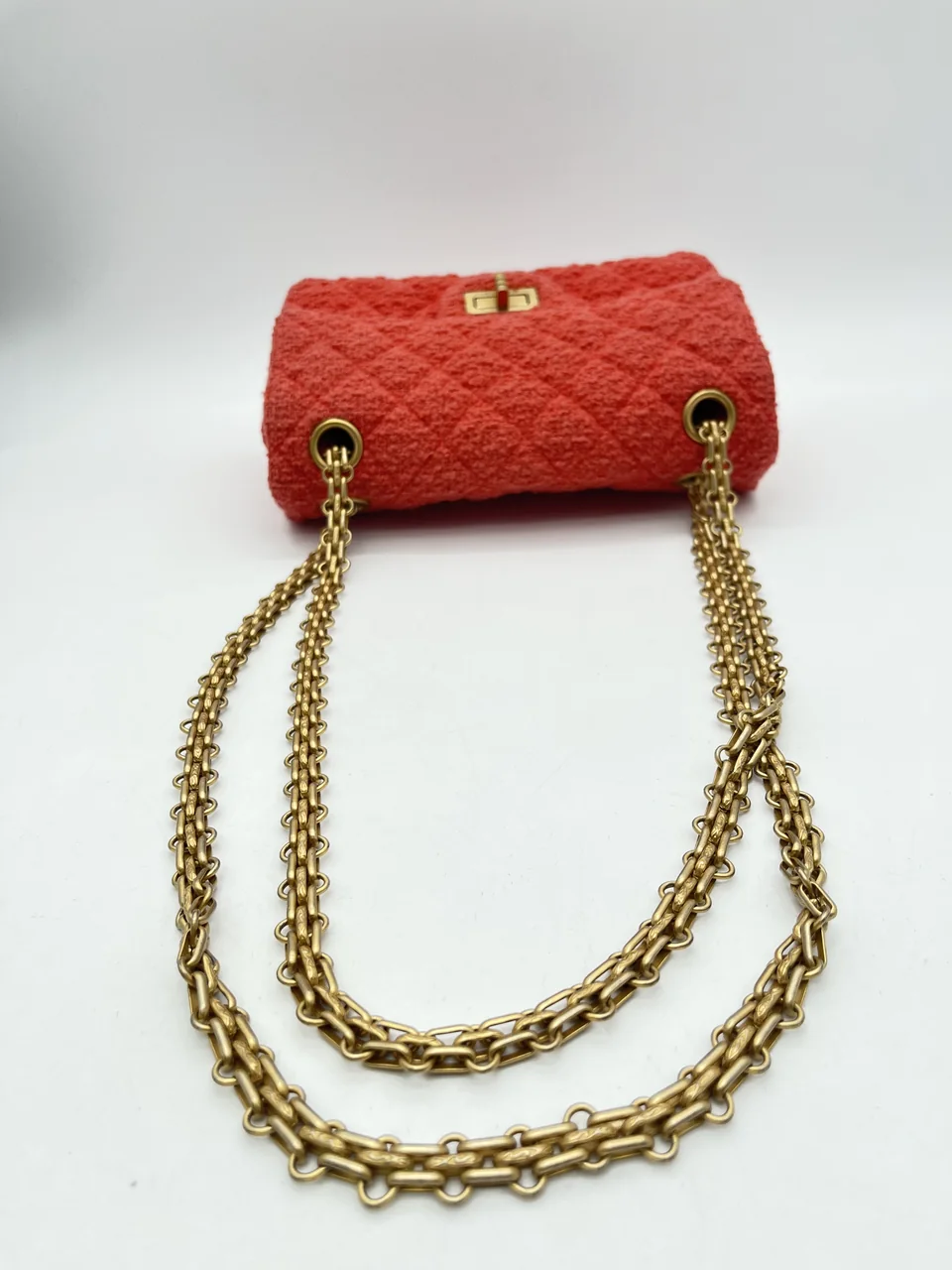 CHANEL TWEED 2.55 view 3