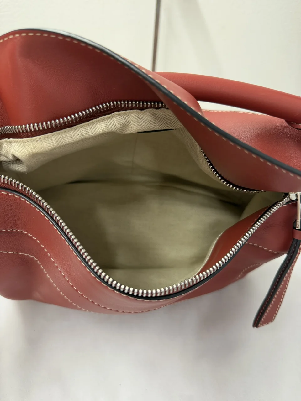 LOEWE BAG view 4