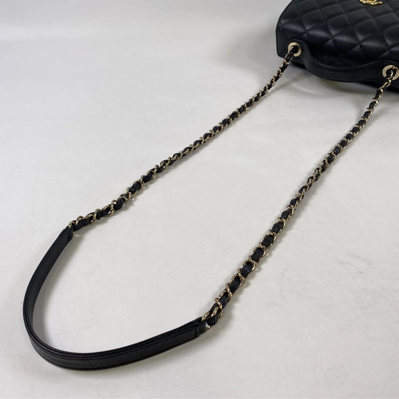 CHANEL CAVIAR TWO-WAY CHAIN SHOULDER BAG view 22