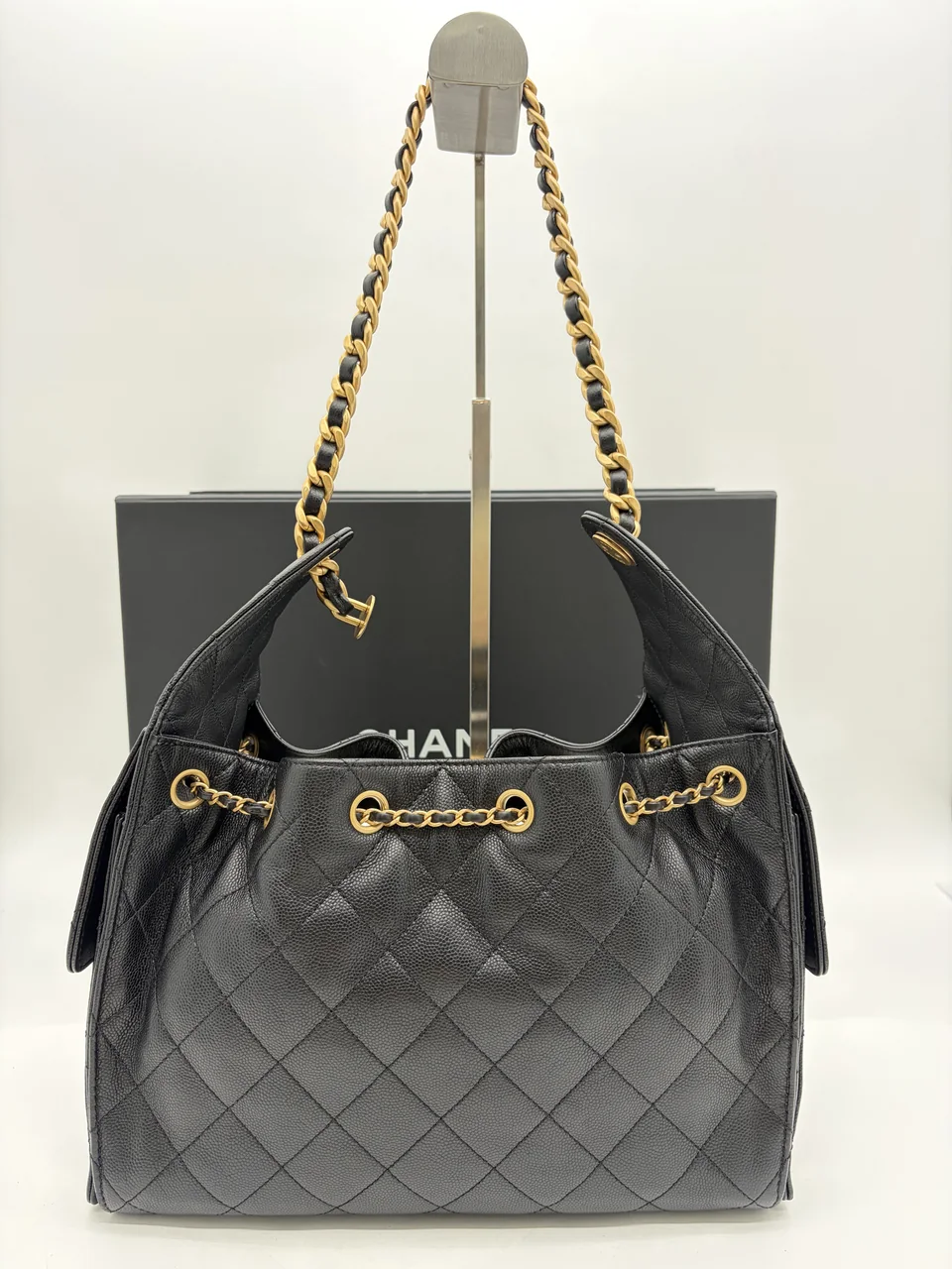 CHANEL CAVIAR 25 SMALL CHAIN SHOULDER BAG hover