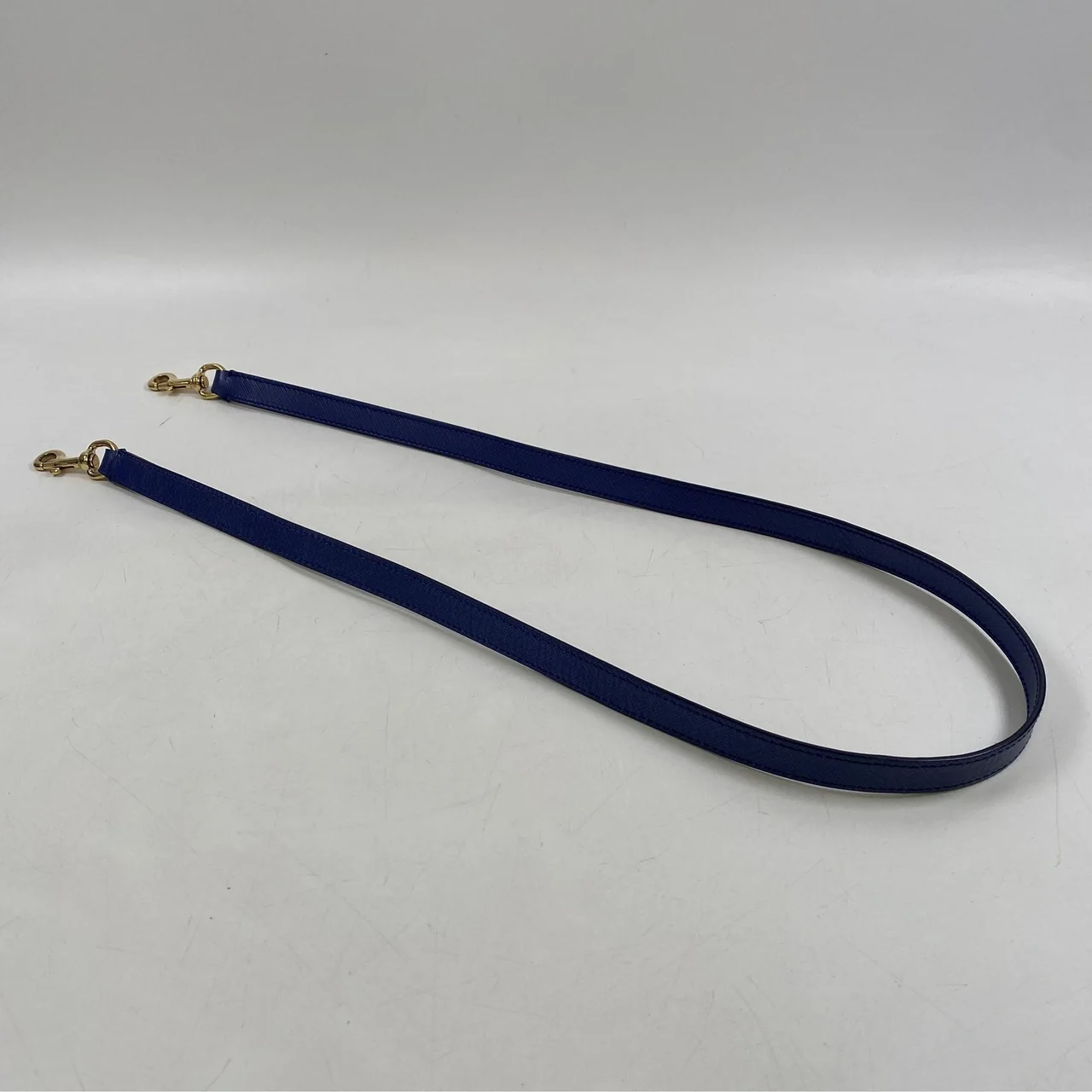 SALVATORE FERRAGAMO GANCINI TWO-WAY BAG (BLUE) view 6
