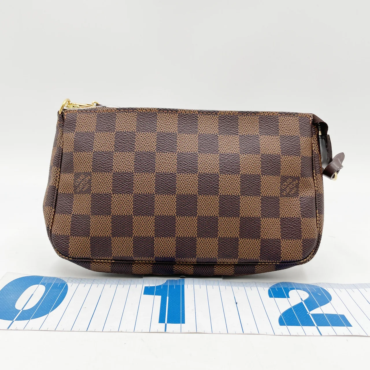LV DAMIER POCHETTE ACCESOIRE view 2