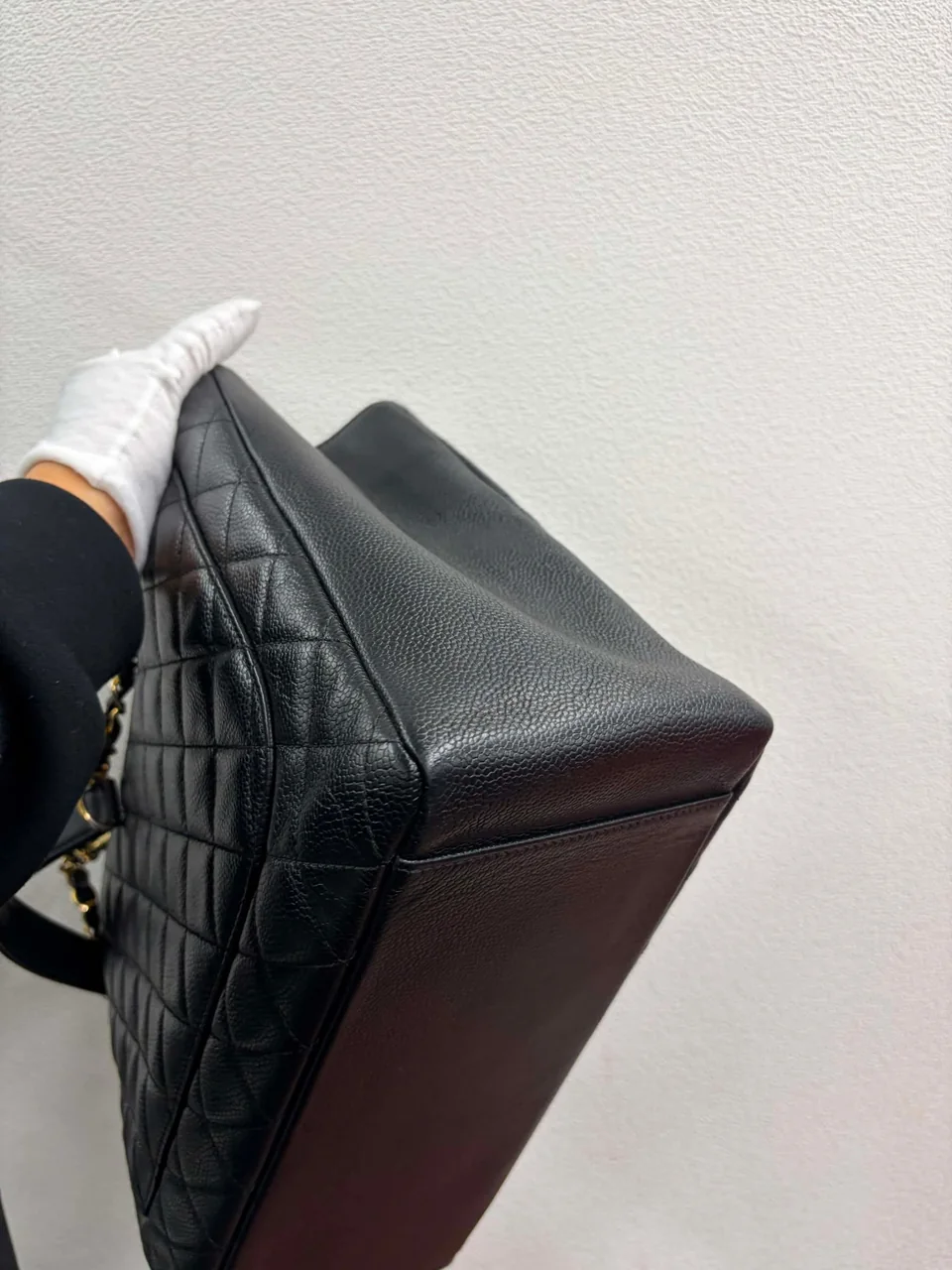CHANEL CAVIAR GST view 10