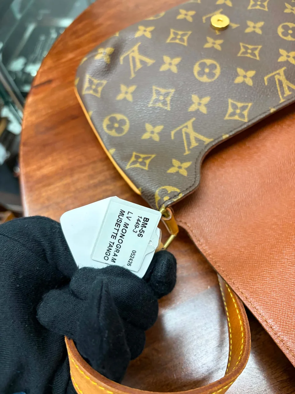 LV MONOGRAM MUSETTE TANGO photo 8