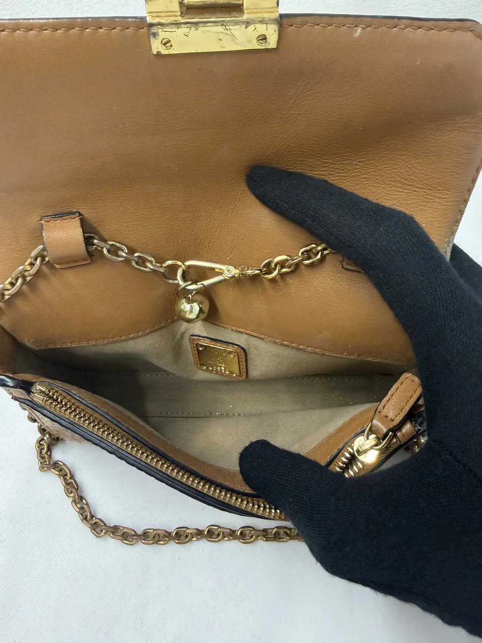 MCM CHAIN SHOULDER BAG view 8