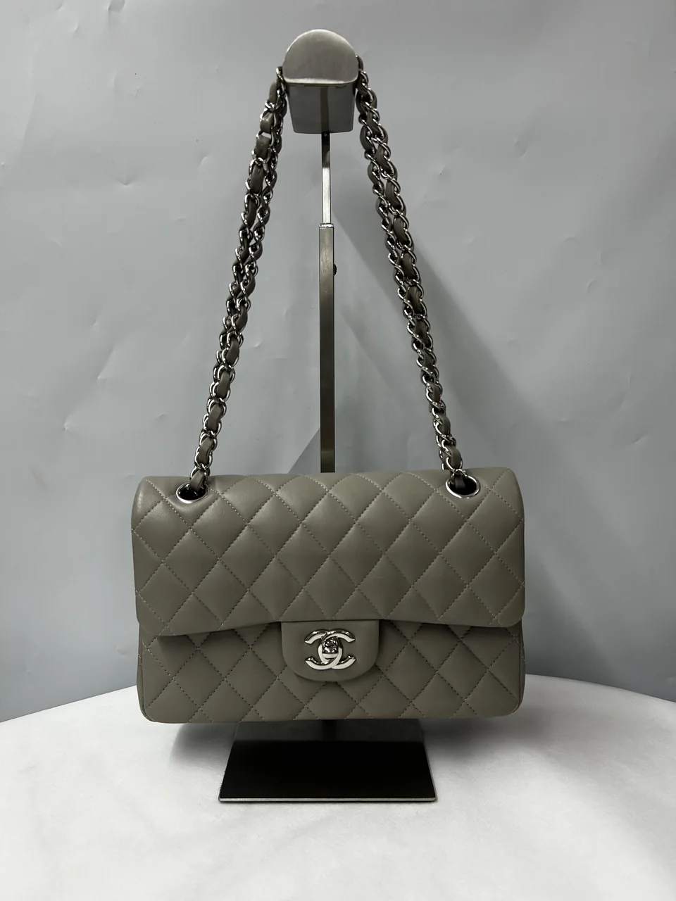 CHANEL LAMB SKIN MATELASSE DOUBLE FLAP hover