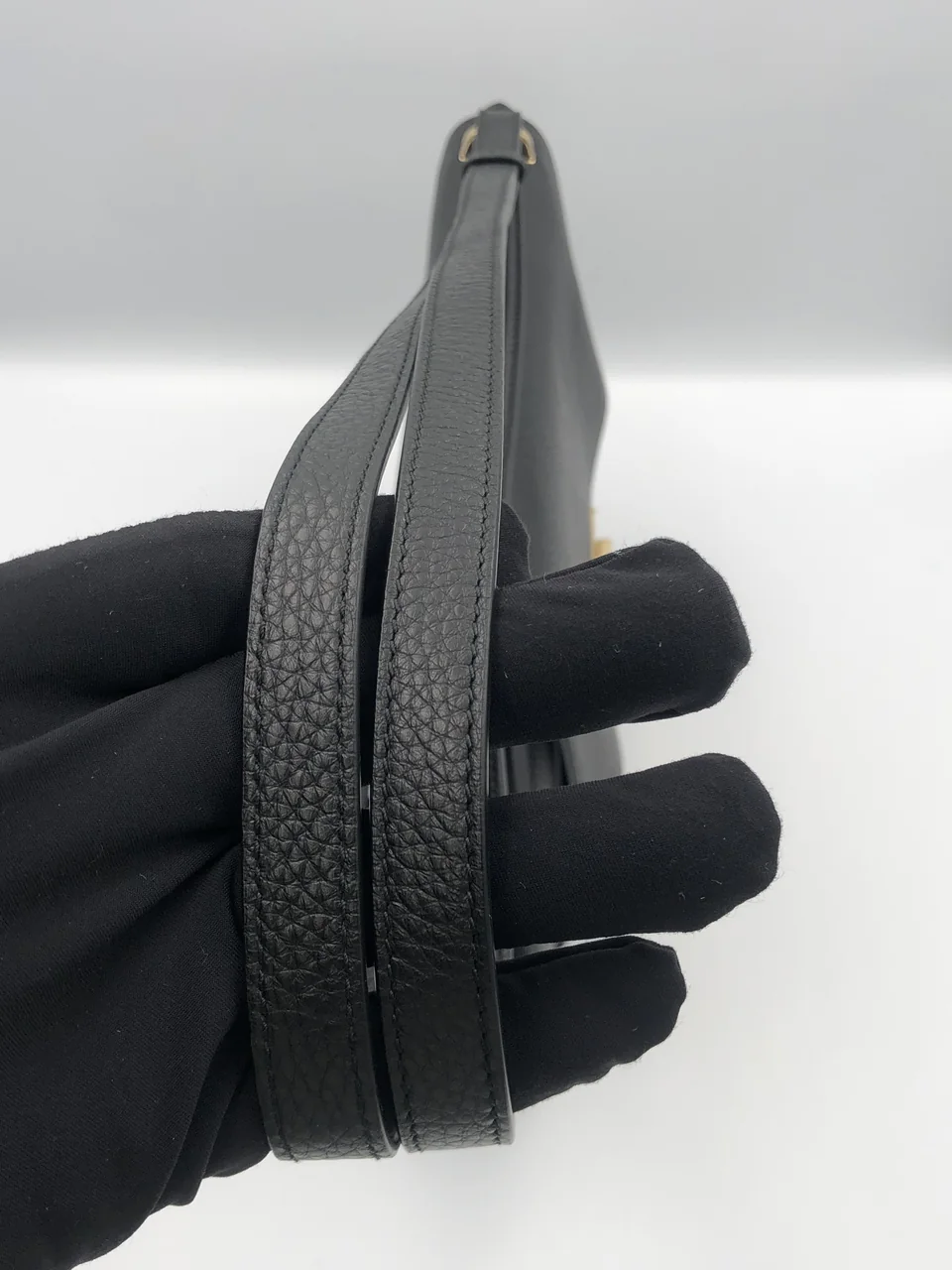 SALVATORE FERRAGAMO SHOULDER BAG view 11