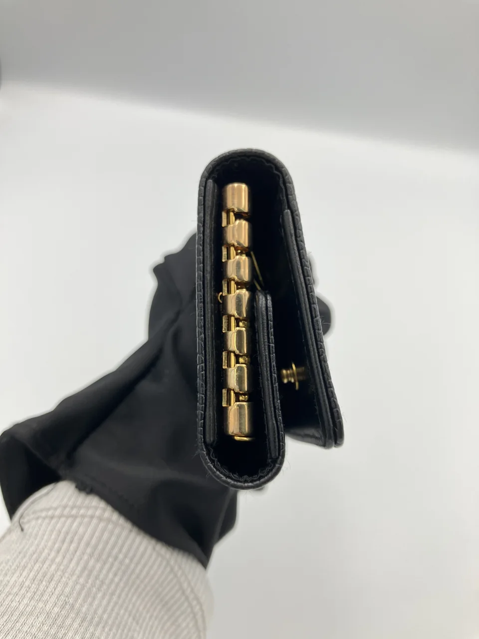 CHANEL CAVIAR KEY CASE view 8