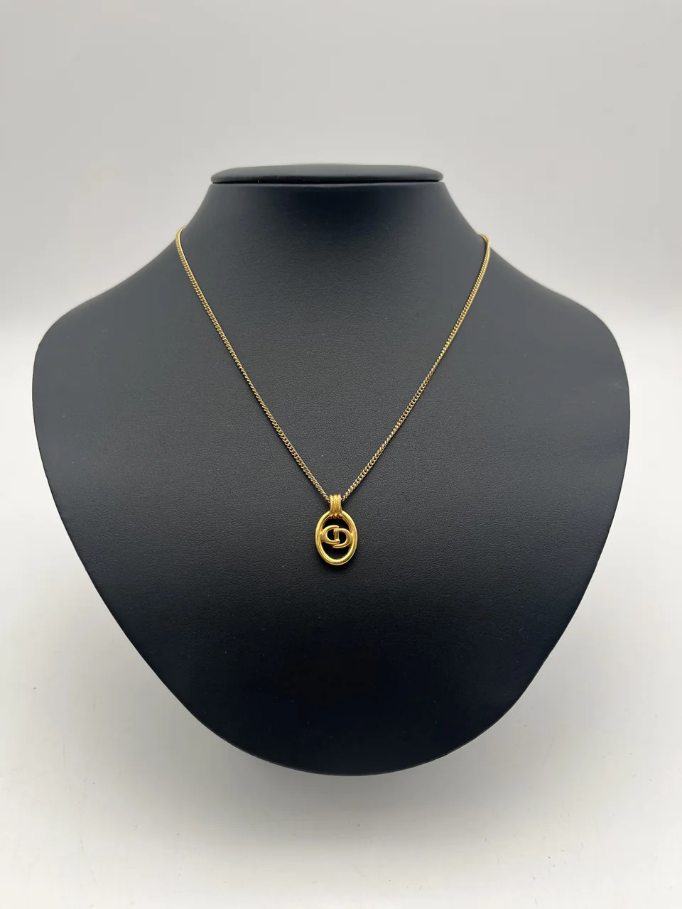 DIOR NECKLACE