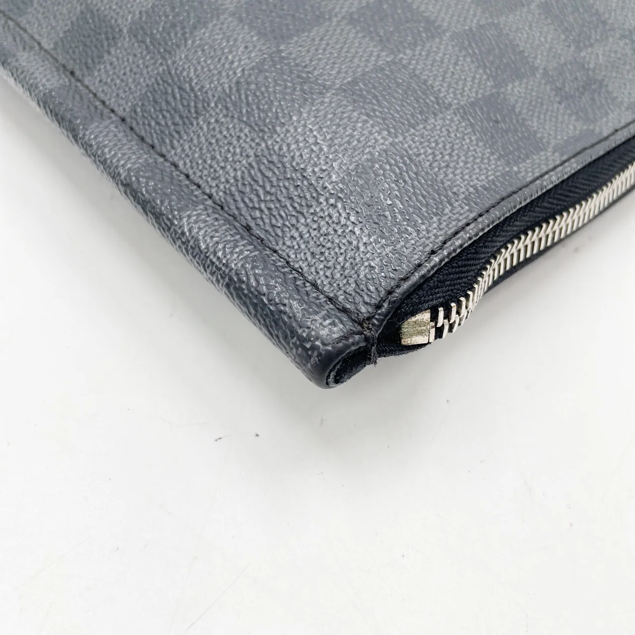 LV DAMIER GRAPHITE POSHE DOCUMENT view 4