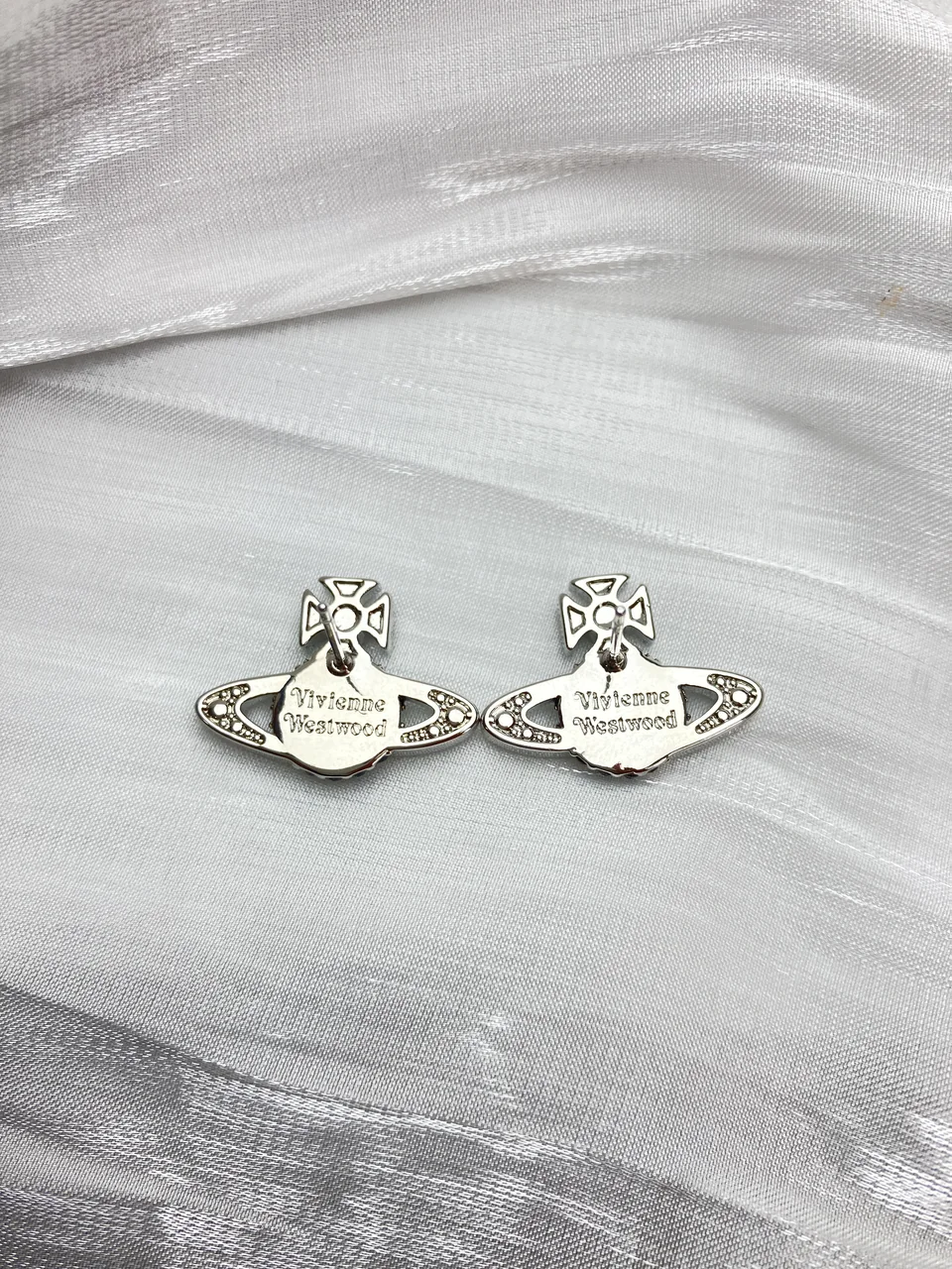 VIVIENNE WESTWOOD ORB EARRINGS (BLACK) view 5