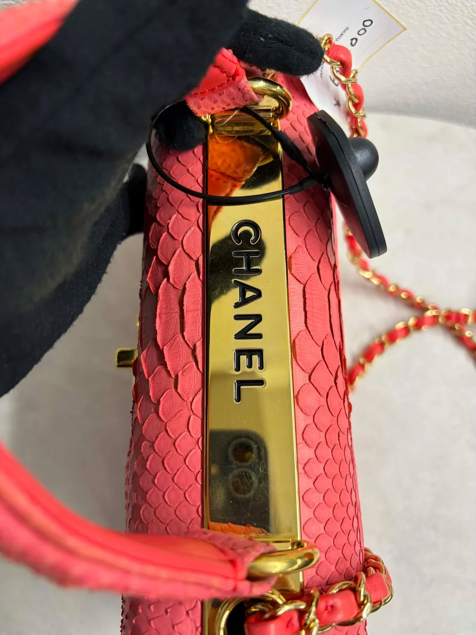 CHANEL TRENDY CC MEDIUM view 8