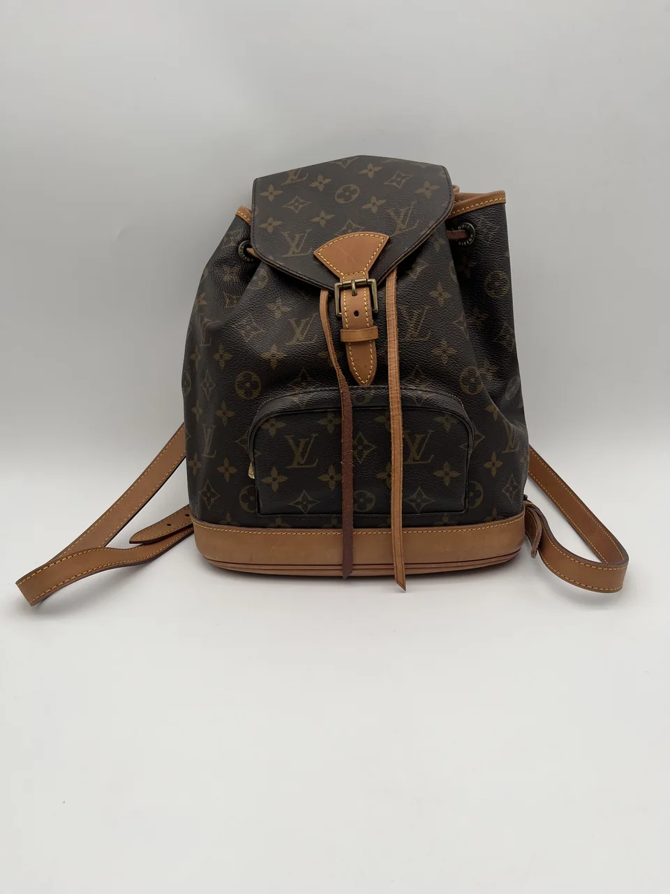 LV MONOGRAM MONTSOURIS MM