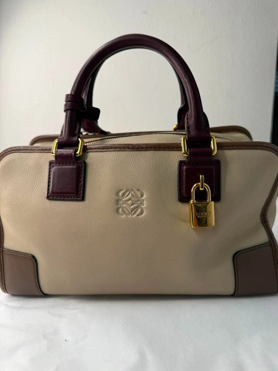 LOEWE AMAZONA 28 hover