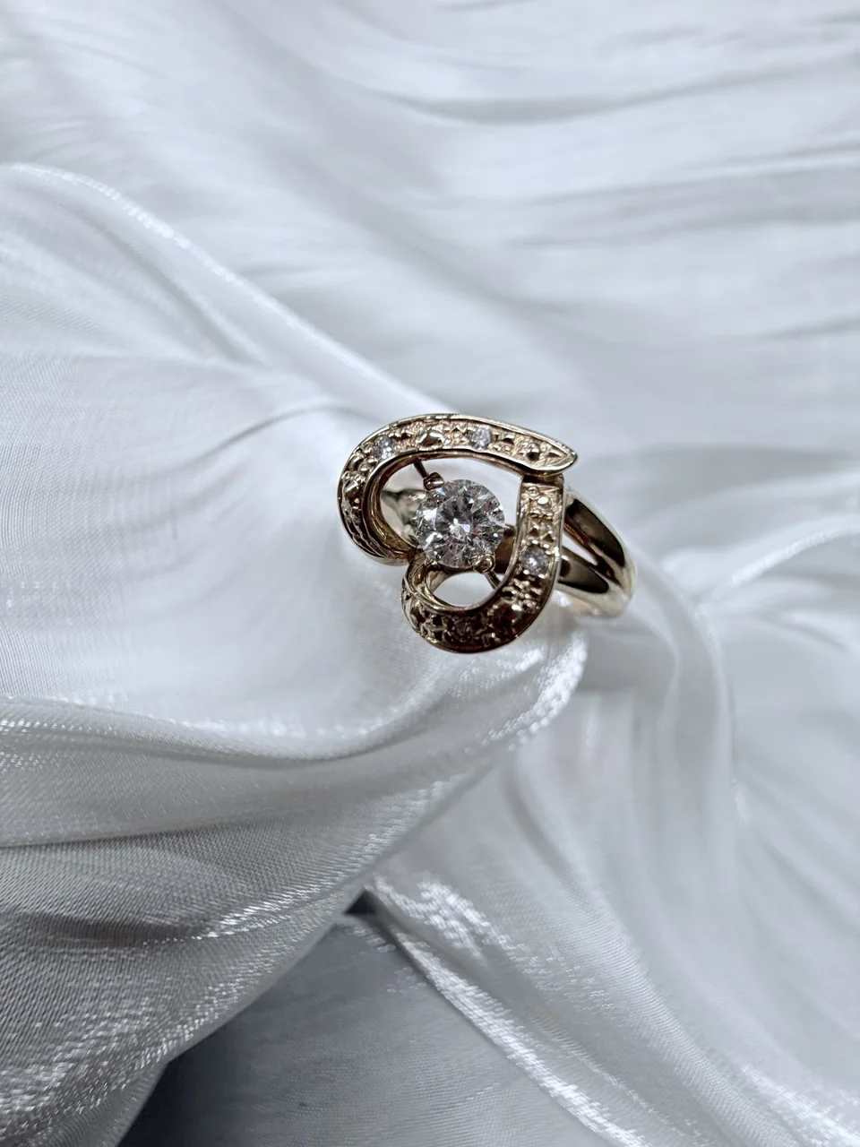 K18PG HEART RING D0.213CT FD0.02CT 3.7G