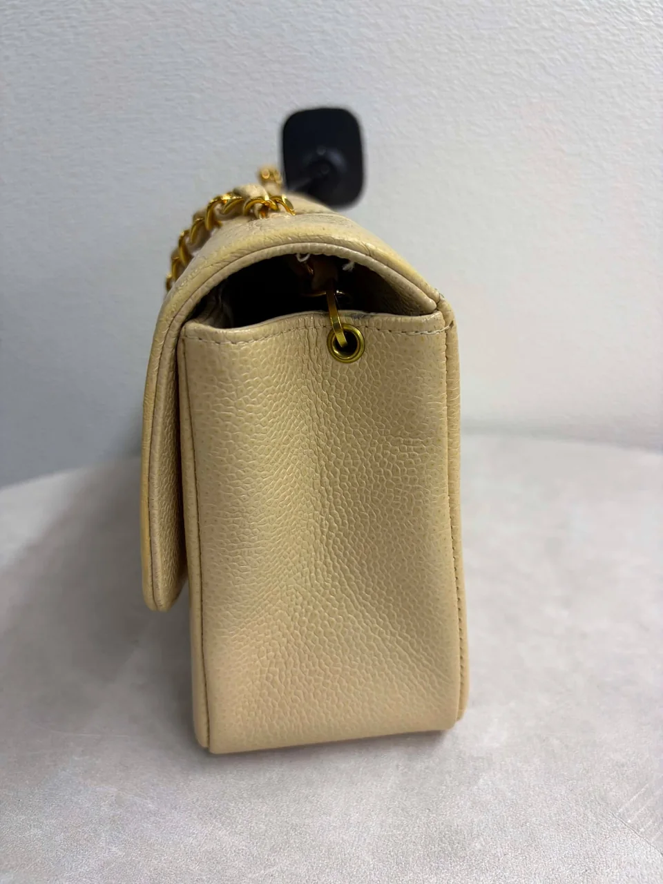 AY-2 2025-09-27T00:00:00.000Z CHANEL CAVIAR DIANA view 5