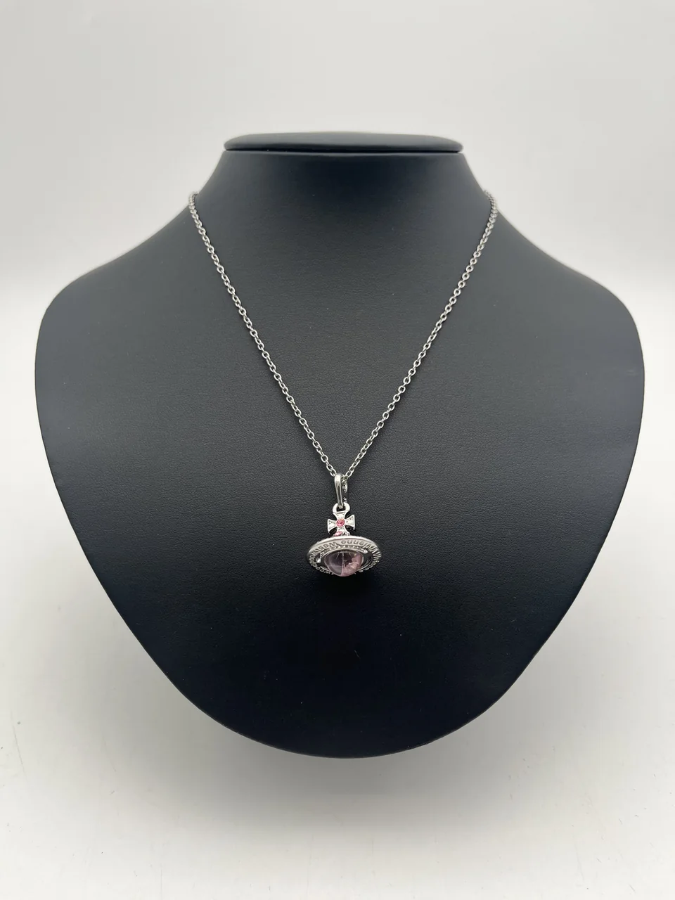 VIVIENNE WESTWOOD ORB NECKLACE (PINK)
