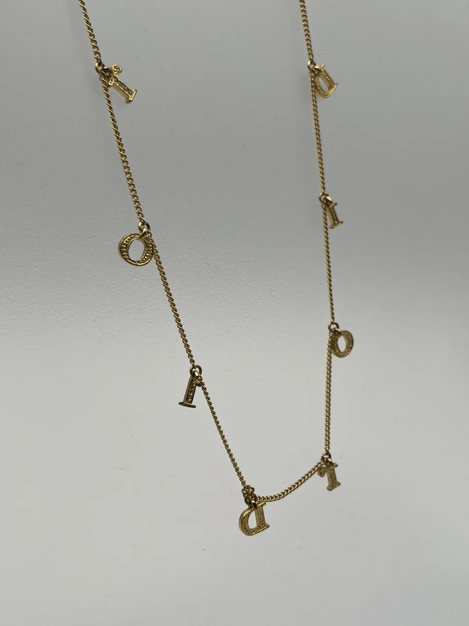 DIOR NECKLACE hover