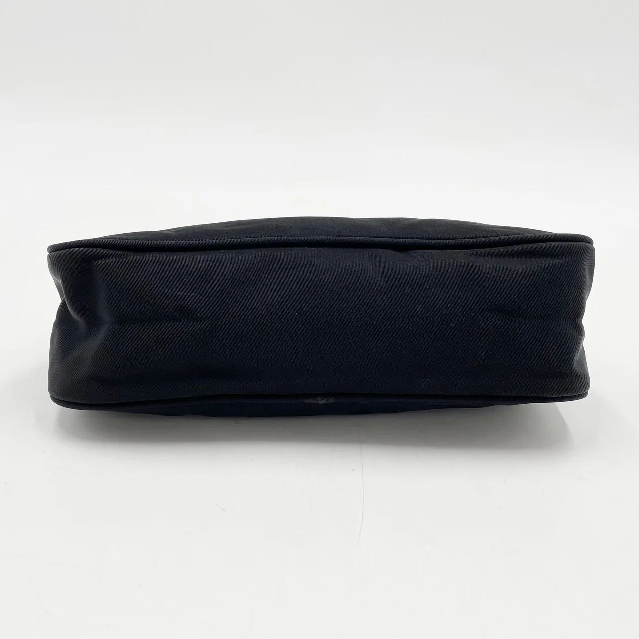 PRADA NYLON ACCESSORY POUCH (BLACK) view 9