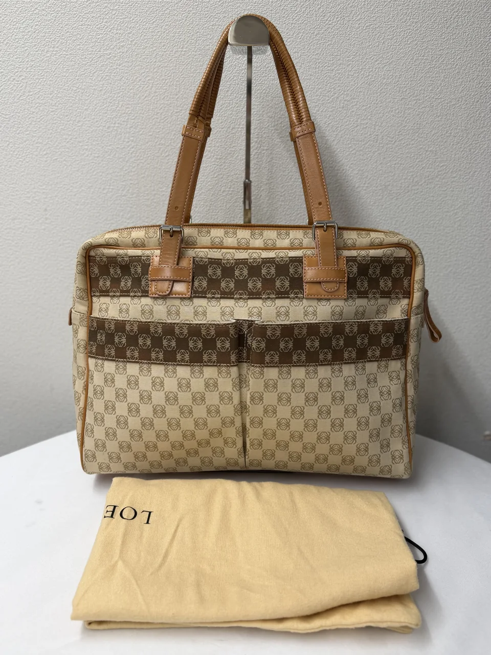 LOEWE BRIEFCASE hover