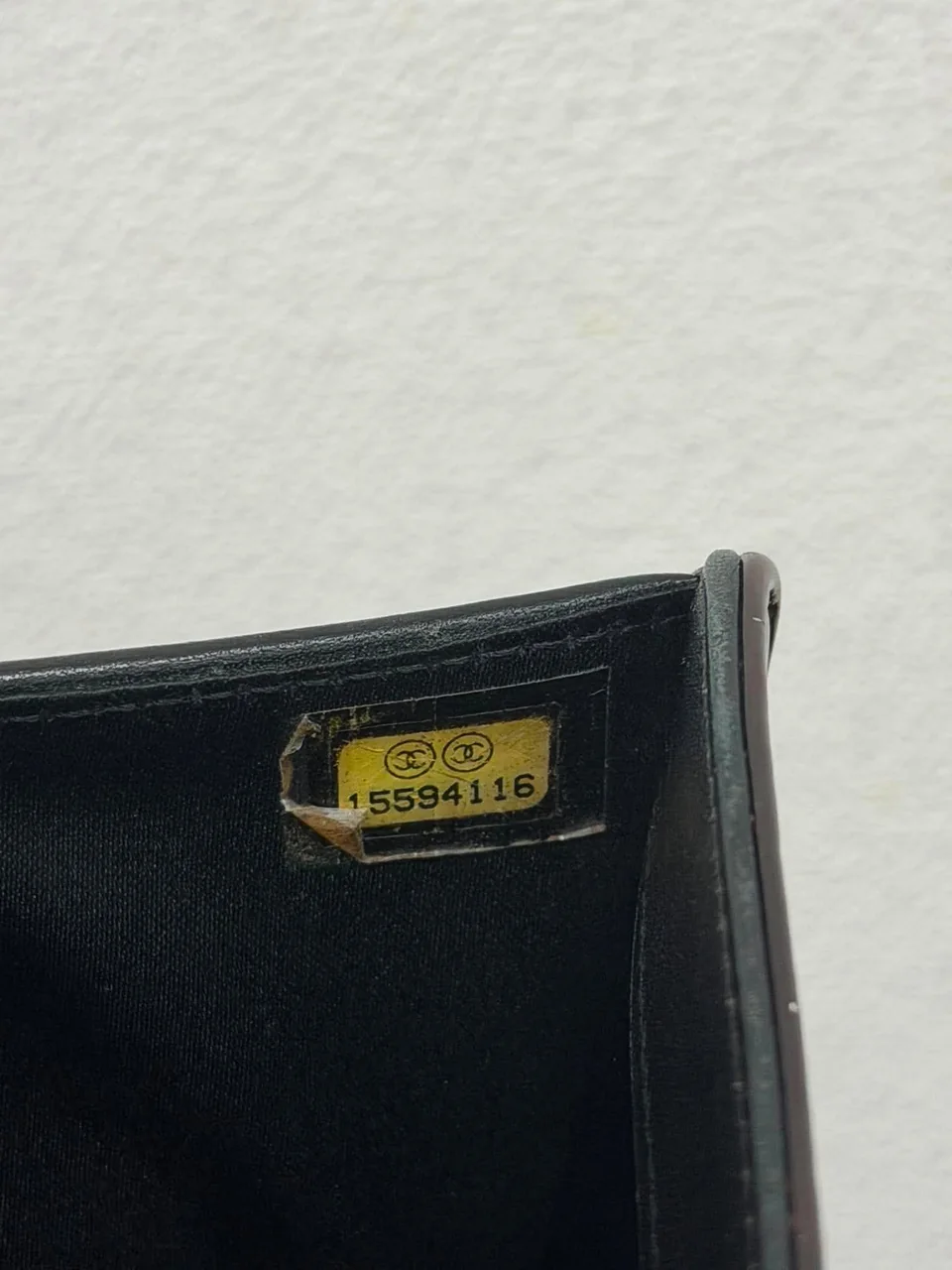 CHANEL ENAMEL BIFOLD LON WALLET (15 SERIAL CODE)