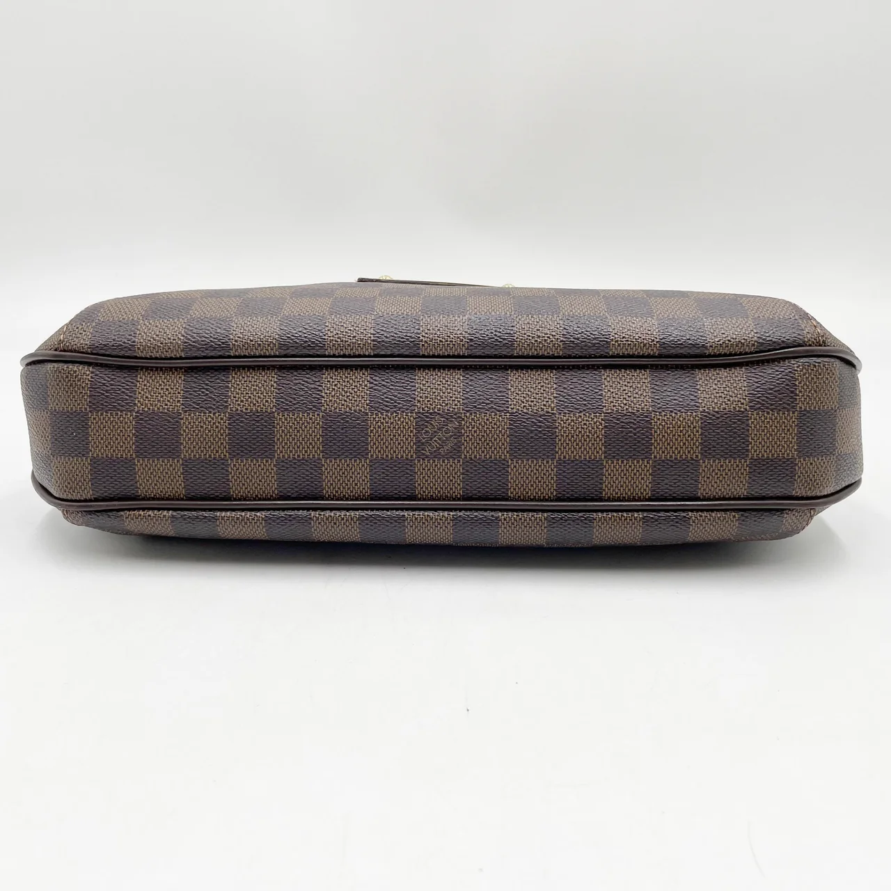 LV DAMIER THAMES PM view 4