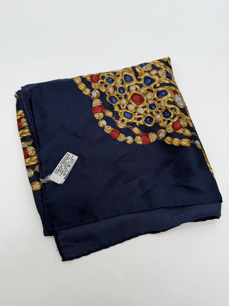 CHANEL SCARF