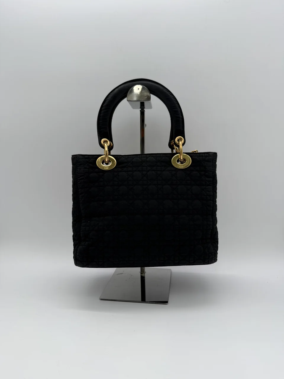 DIOR HANDBAG hover