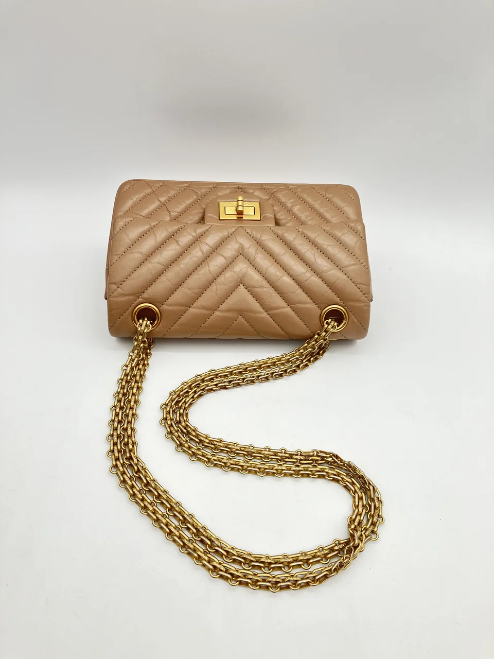 CHANEL CHEVRON 2.55 DOUBLE FLAP view 7
