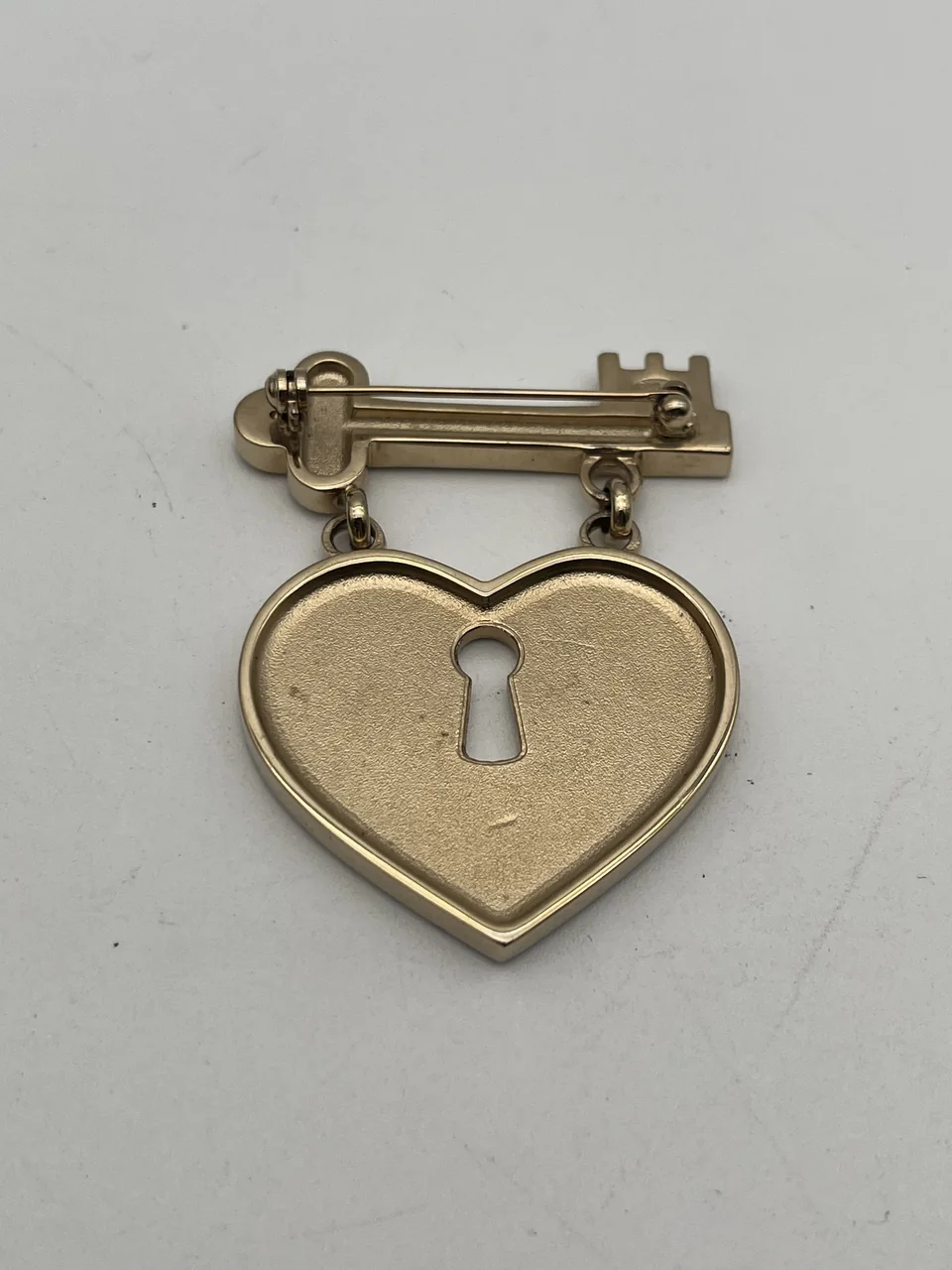 CHANEL BROOCH hover